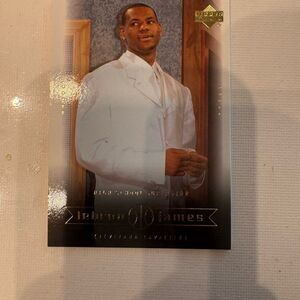 Upper Deck Kids Trading Card - White of rookie LeBron James mint